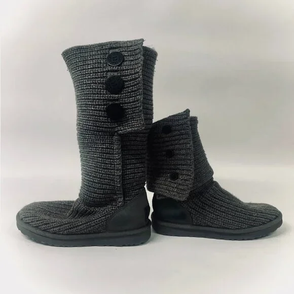 UGG Cable Knit Boots Grey Tall / Fold Over For Shorter Length 3 Button US Size 6 - Picture 1 of 11